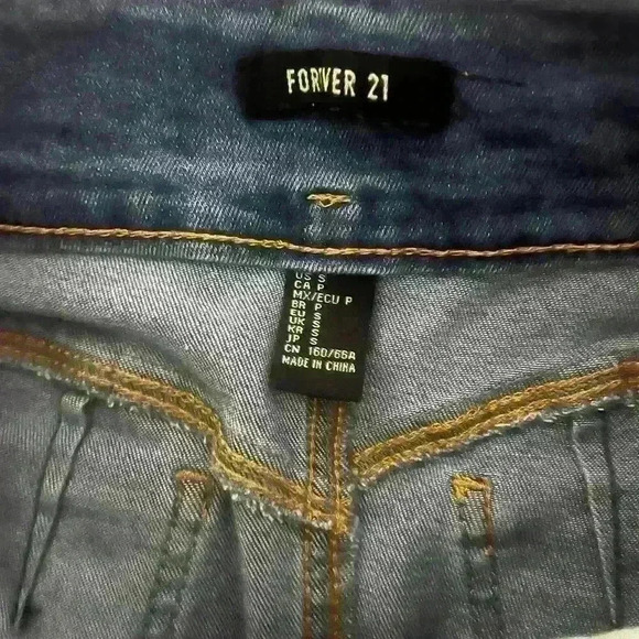 Forever21 High Waisted Button Fly Denim Shorts | Jean Shorts | Size Small - Picture 3 of 3